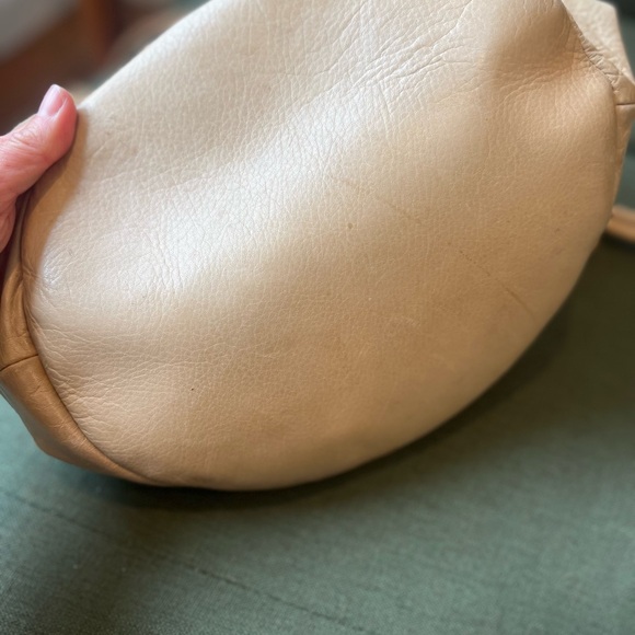 Are Studio Barrel Tan Shoulder Bag - Picture 9 of 9